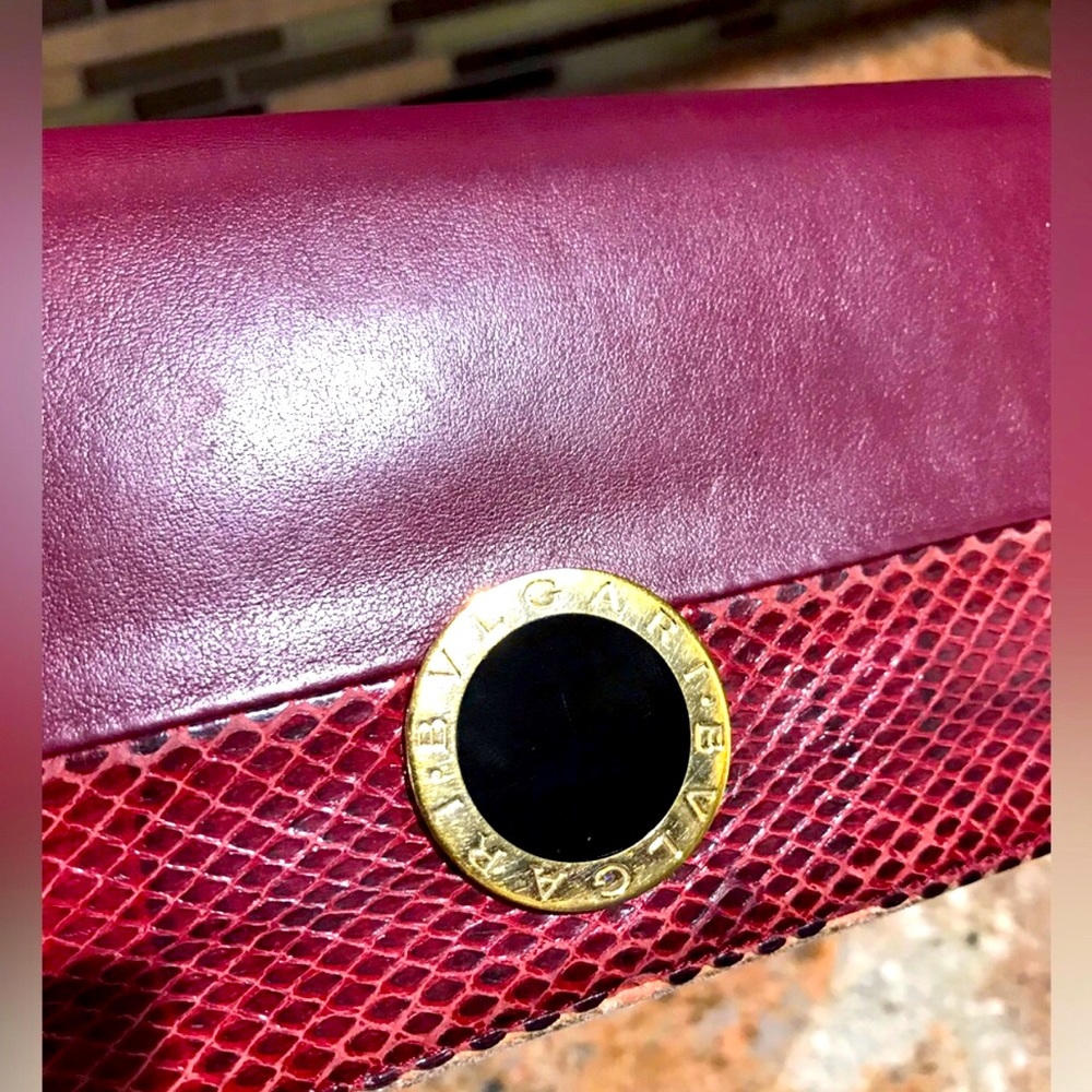 BVLGari Burgundy Large Wallet 🎀 Certificate of Authenticity 🎀 - Picture 9 of 9
